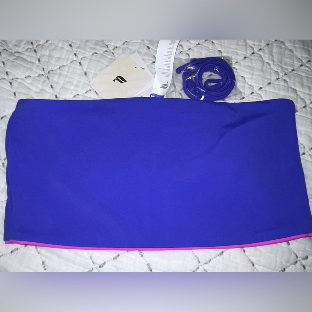 CLEARANCE 💜Fabletics Bikini Multi Wear Top NWT